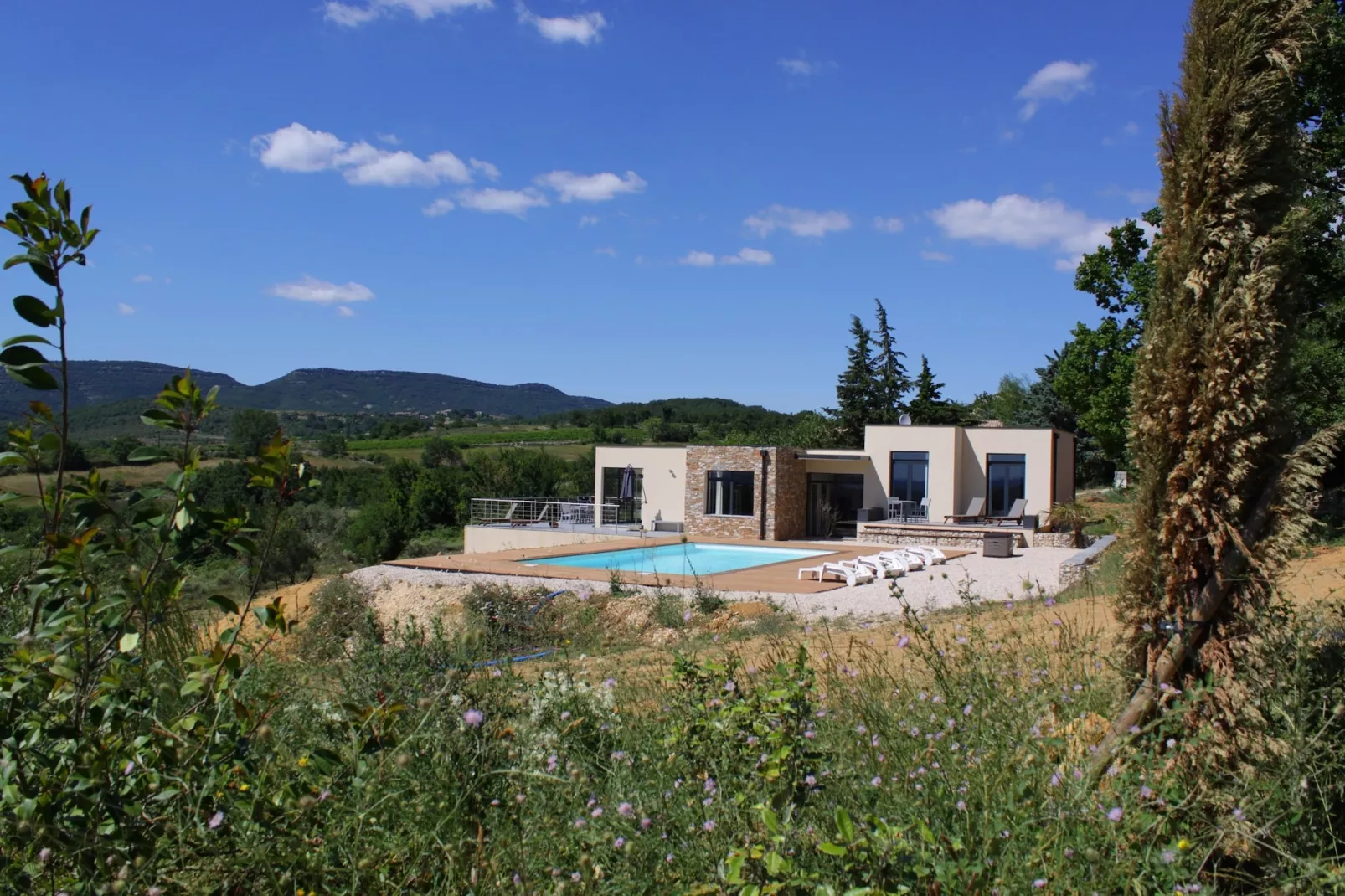 Villa moderne-Extérieur été