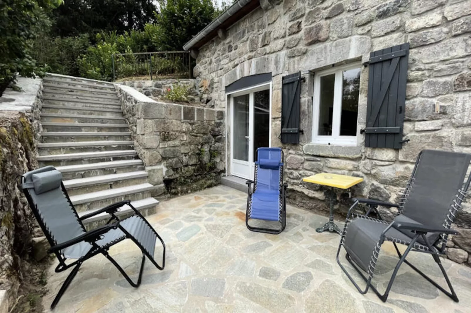 Maison à Laveissiere-Untagged