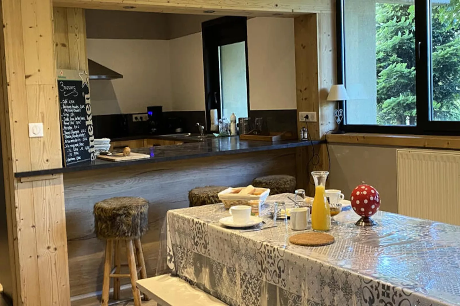 Mobil Home - Bungalow - Cottage à Albepierre Bredons-Untagged