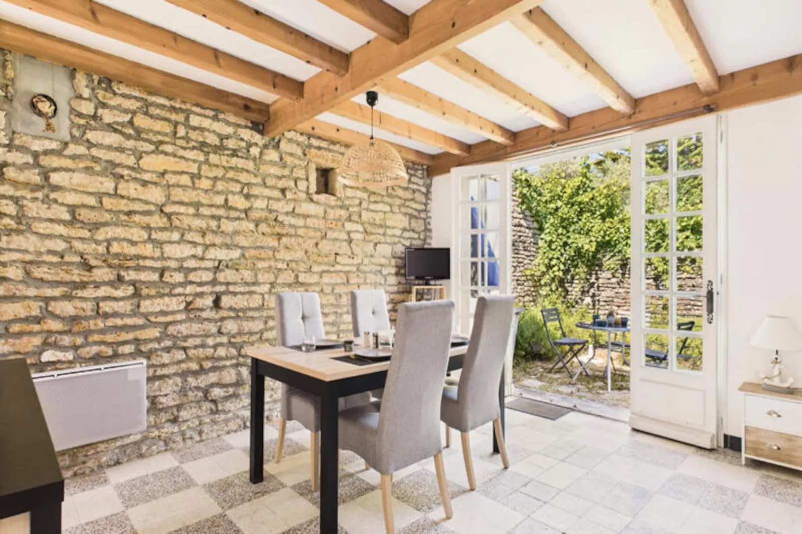 Maison à Les Portes en Ré-Untagged