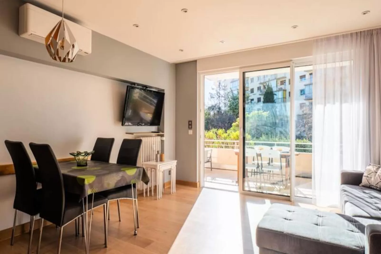 Résidence 3p Lumineux Avec Terrasse &agrave; 15min &agrave; Pied Du Palais-Untagged