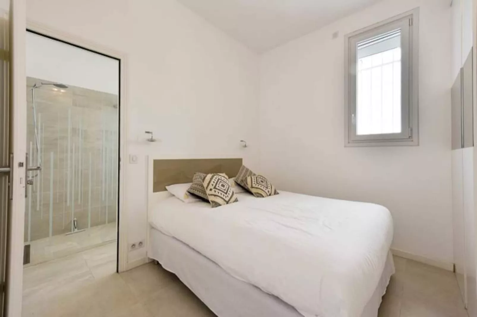 Résidence Rez-de-jardin, Plages à Pied Et Garage-Untagged