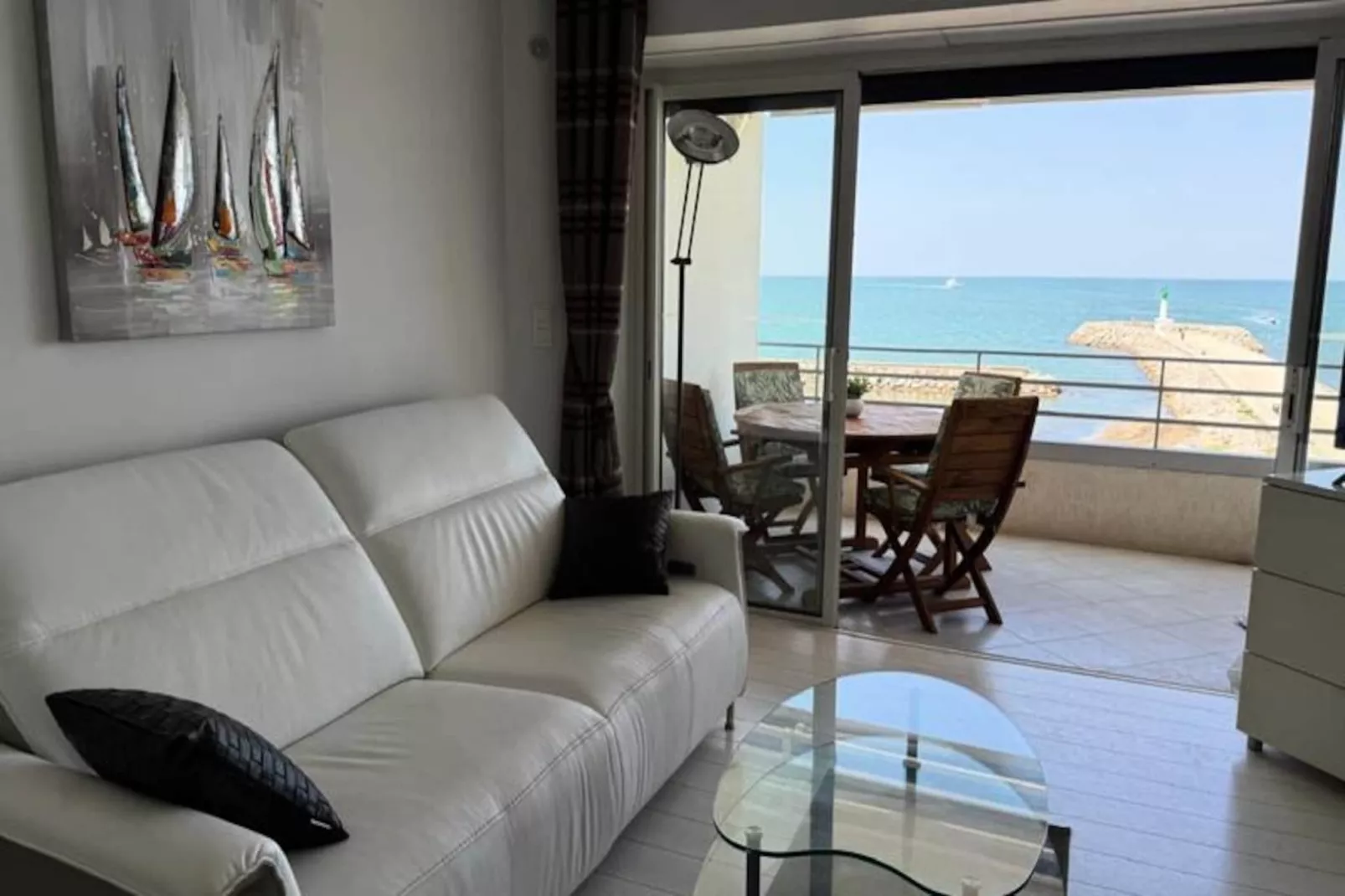 Résidence Superbe T3 Traversant Avec Terrasse Face Au Chenal Vue Mer &ndash; Imp&eacute;rial 4-Nicht zugeordnet