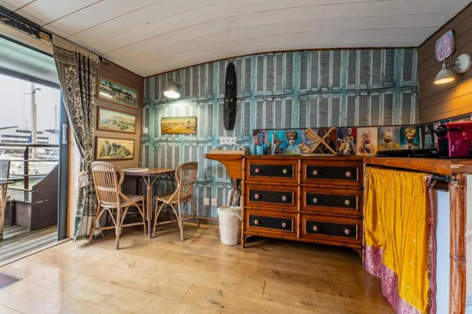 Suite De Charme Sur La Péniche Petite Annick-Untagged