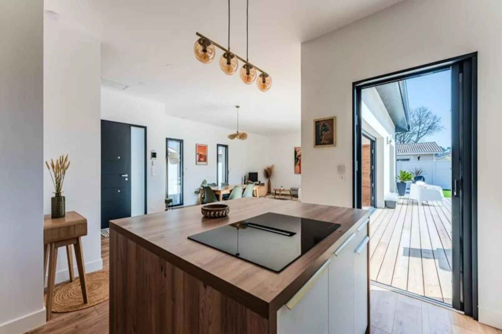 Villa Diam --Untagged