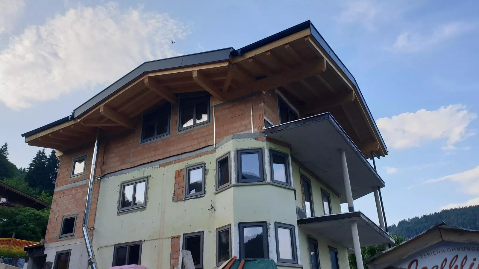 Tirolee Marchegg-Exterior summer