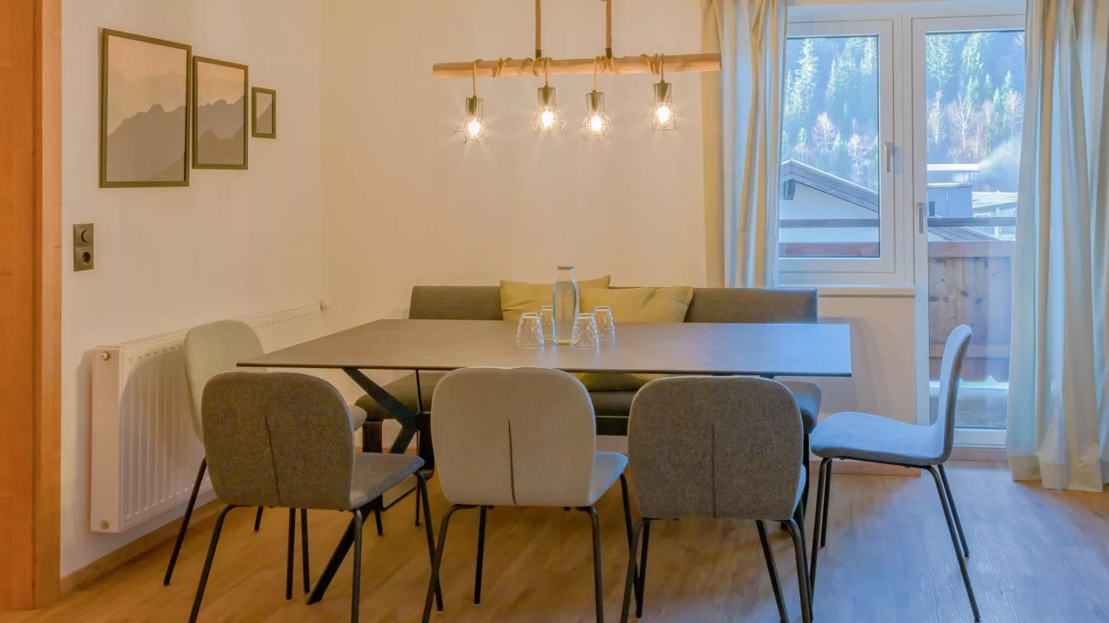 Tirolee Marchegg-Living room