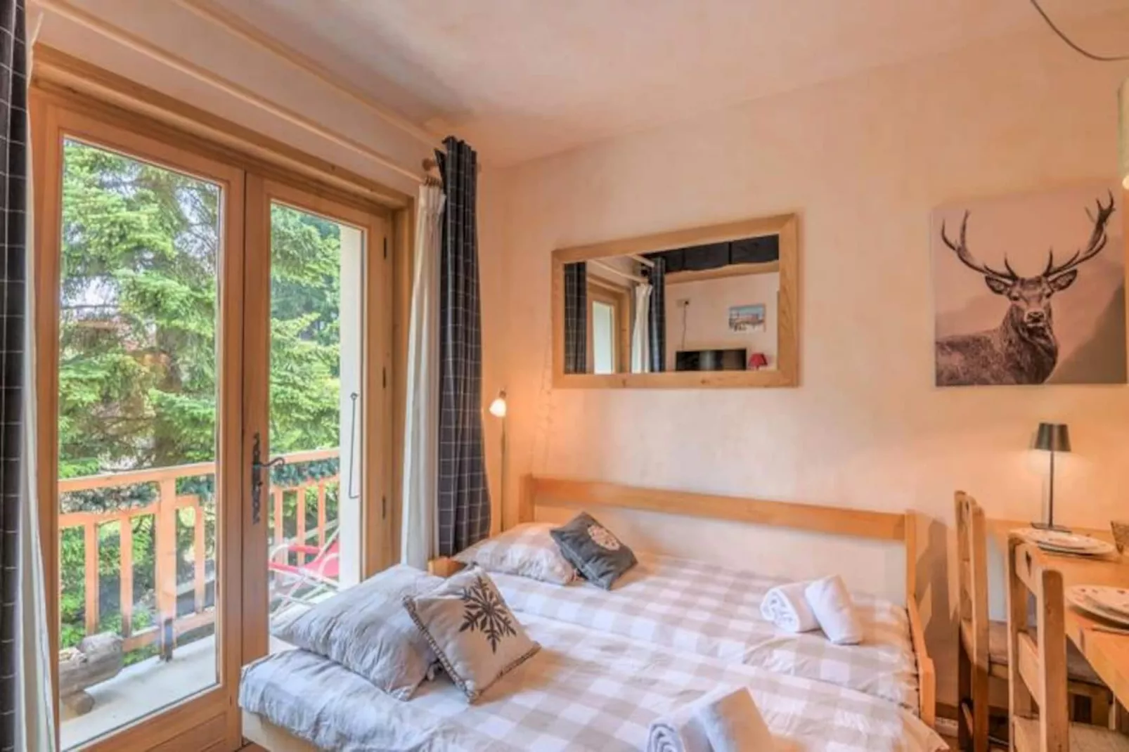 Studio Mont&eacute;e Du Calvaire --Untagged