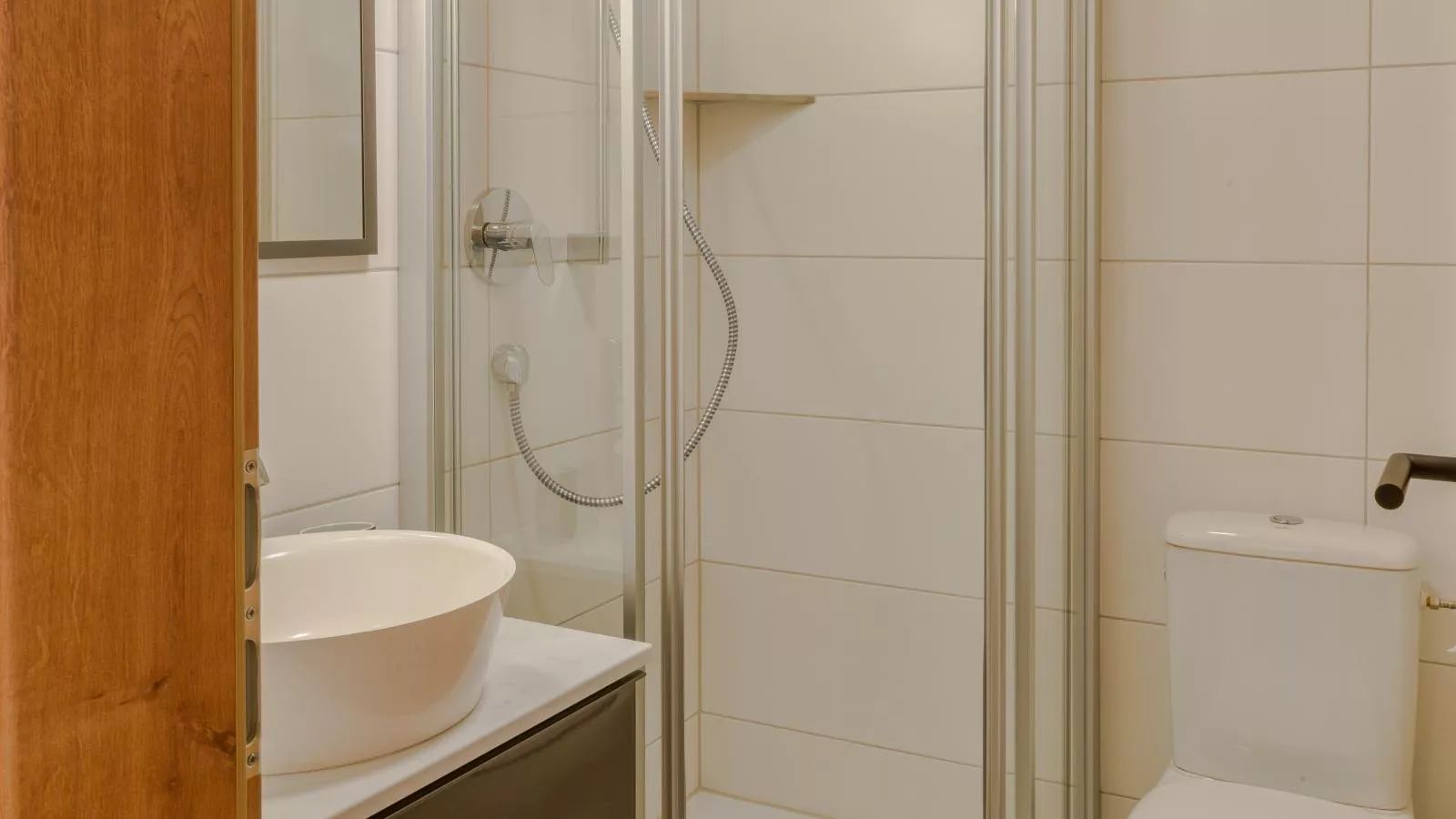 Tirolee Marchegg-Bathroom
