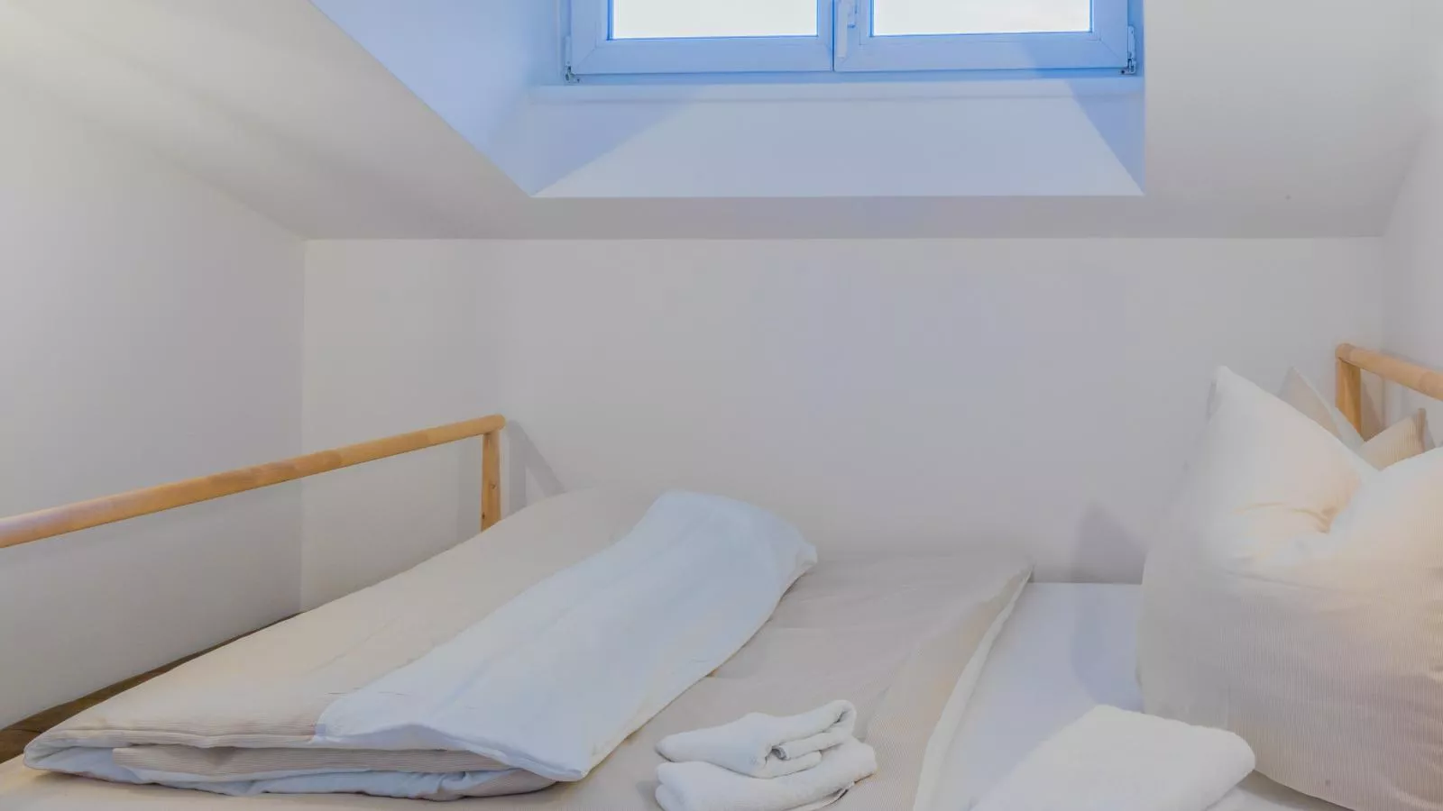 Tirolee Marchegg-Bedroom