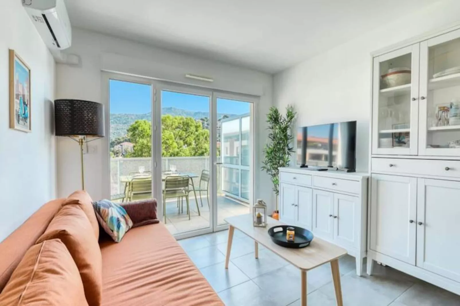 Résidence 🏡 Appartement 2 Chambres Avec Piscine, Parking & Balcon-Untagged