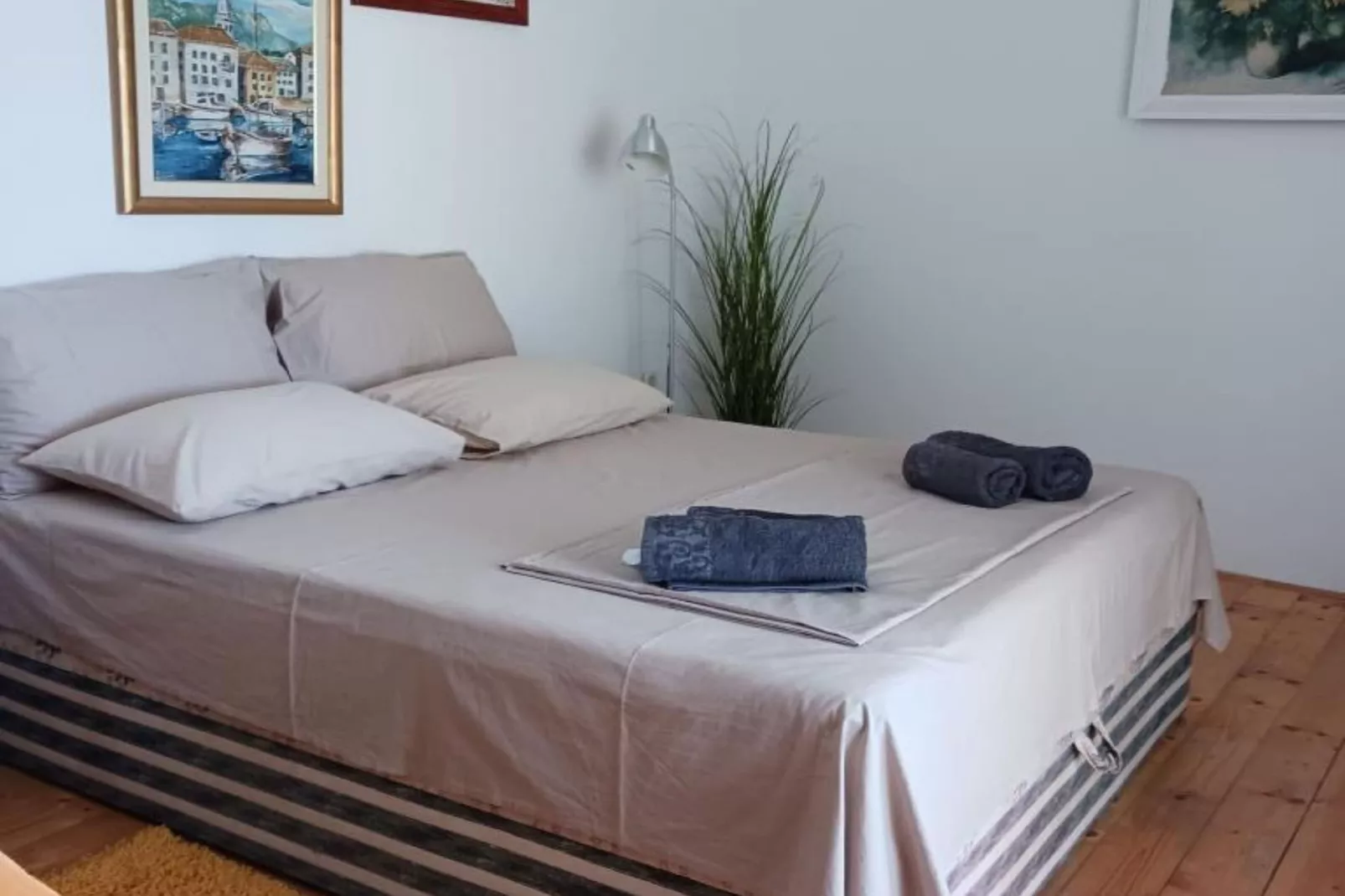 Apartmani Green Oasis - One Bedroom Apartment with Terrace and Sea View-Bedroom