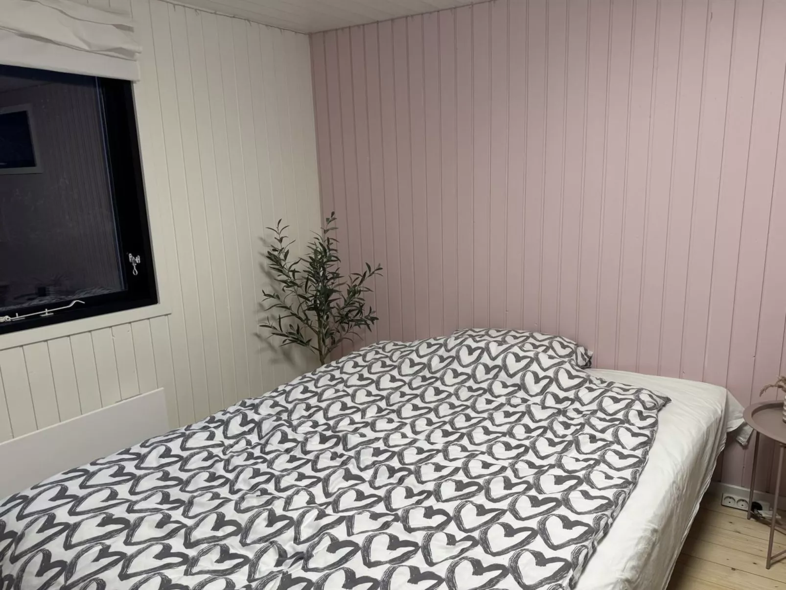 "Dreng" -  from the sea-Drinnen