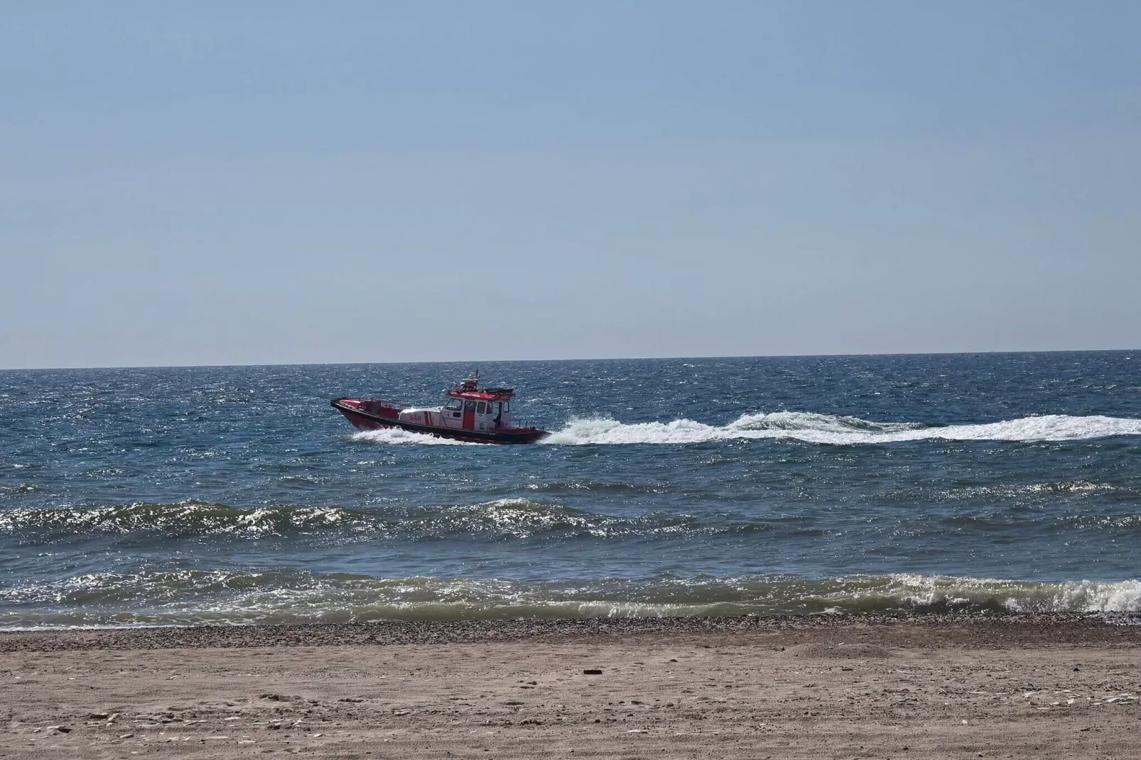 Enchanting Forest Retreat with Sauna-By Traum-Water view