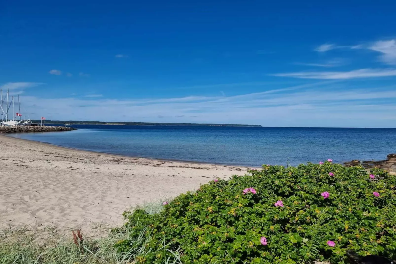 Spa Retreat by the Canal - By Traum Ferienwohnungen-Water view