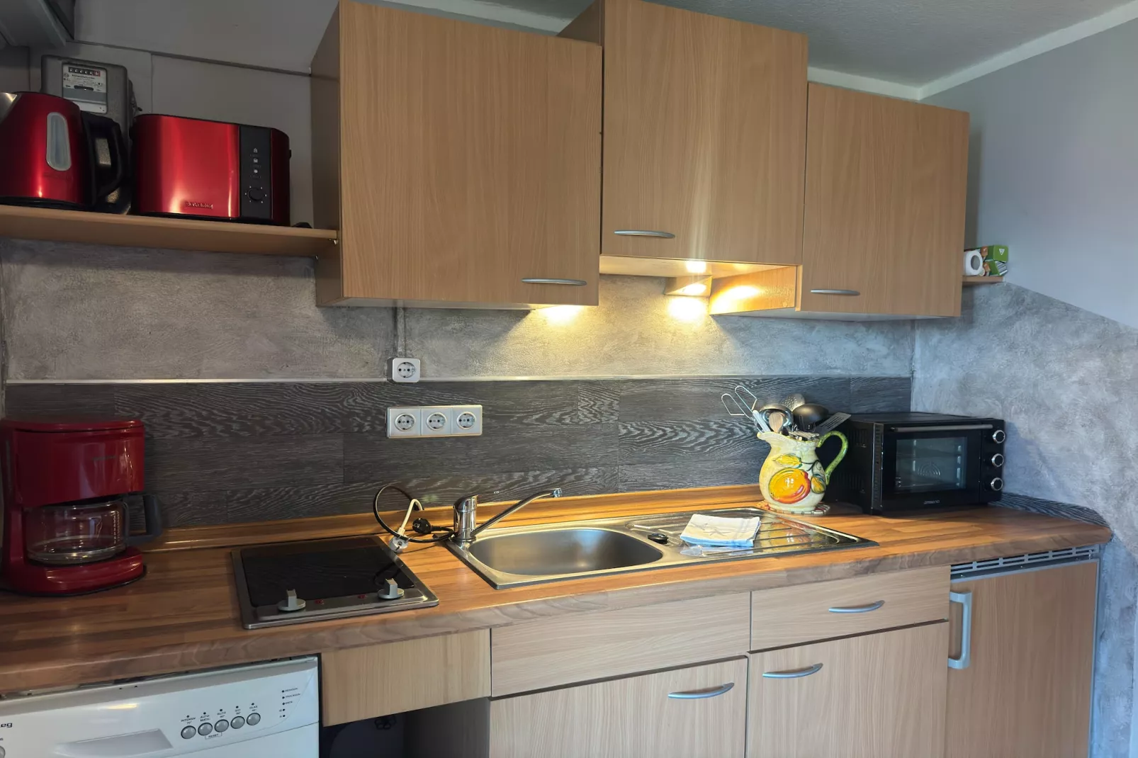 Das Haus Am See mit Kamin und eigenem Boot-Cuisine