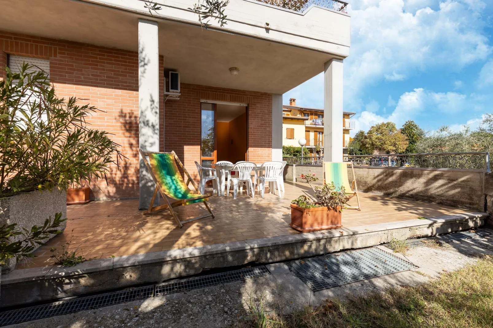 Casa Tommaso - Quadri P T - 8 pax-Außenbereich Sommer