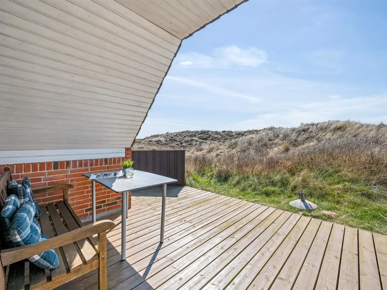 "Slava" - 250m from the sea-Outside