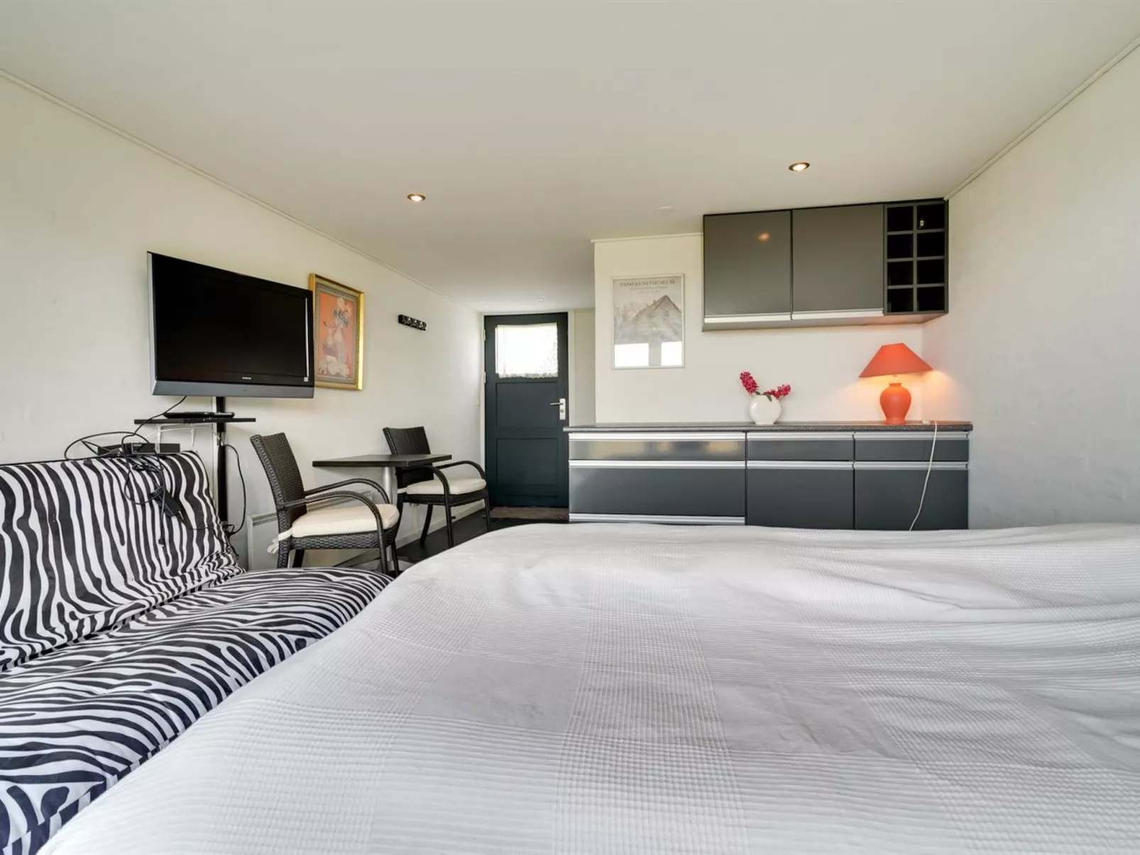 "Anselmi" - 450m from the sea-Inside