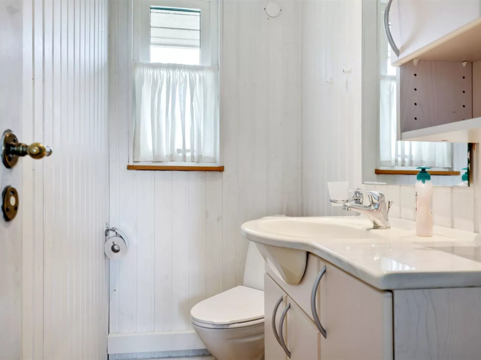 "Voitto" - 150m from the sea-Inside