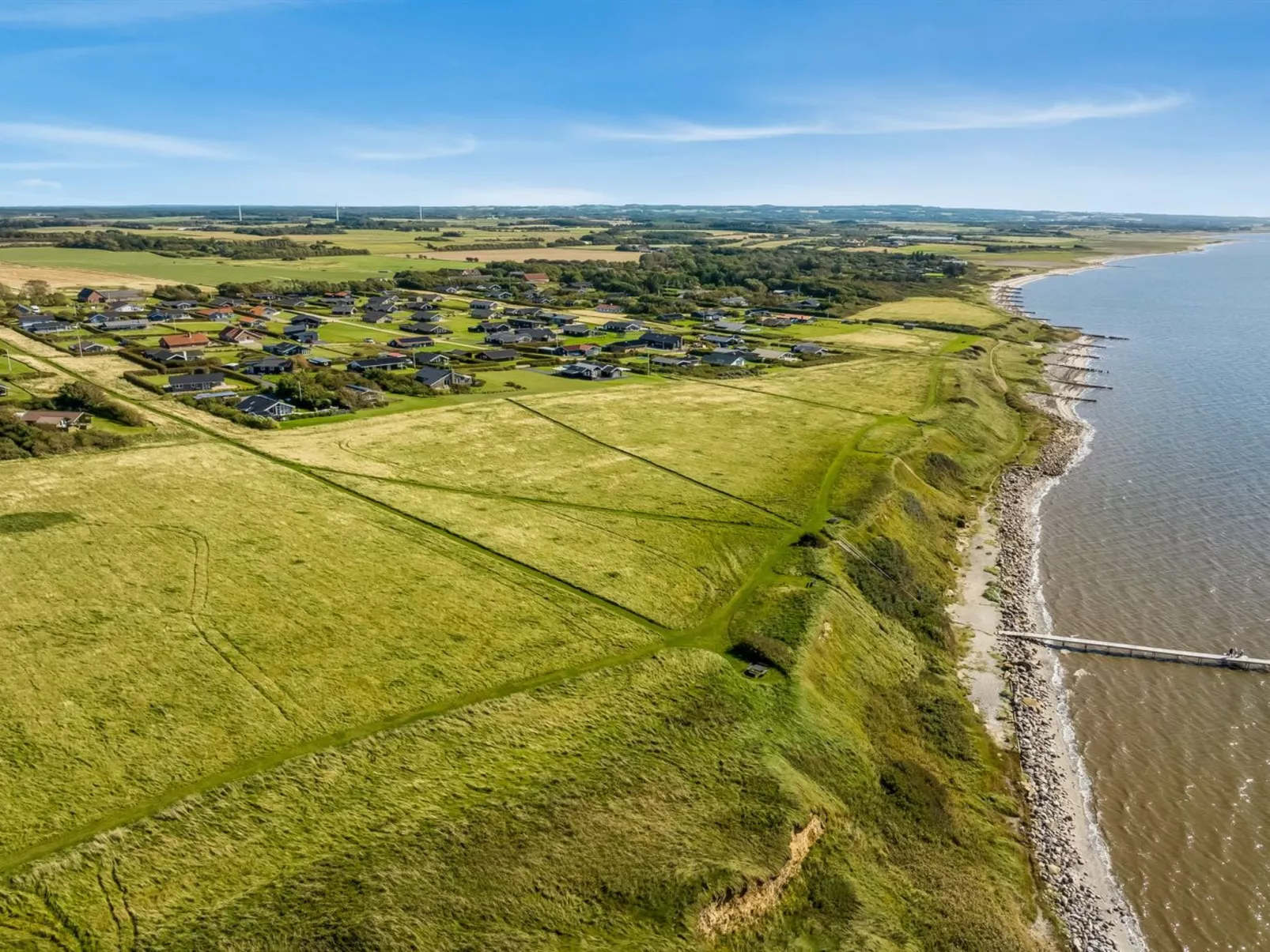 "Ginia" - 150m to the fjord-Draußen