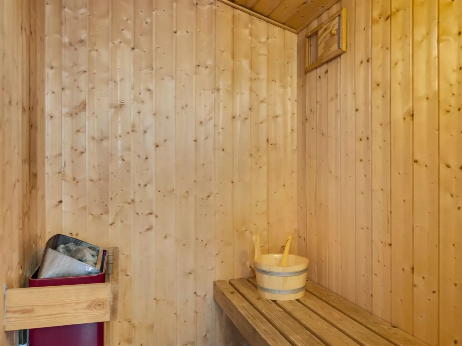 "Denisa" - 2.3km from the sea-Inside