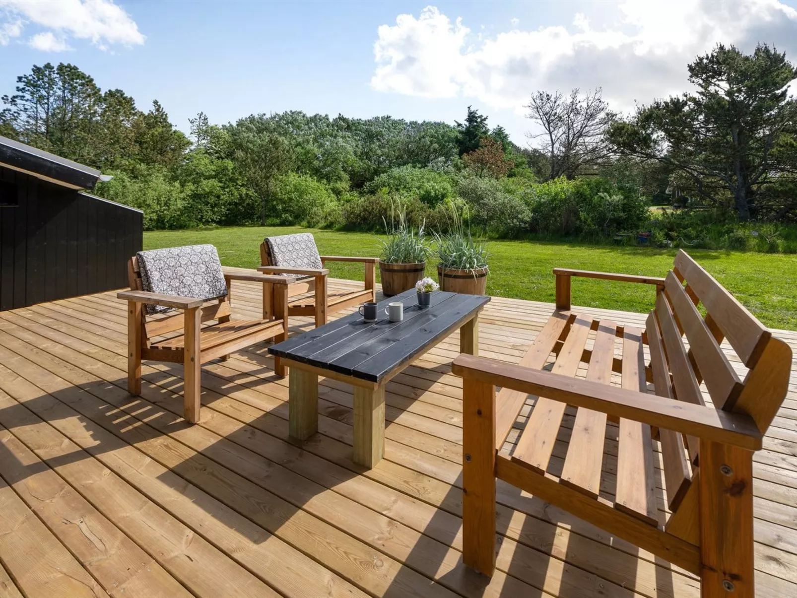 "Skogh" - 600m from the sea-Outside