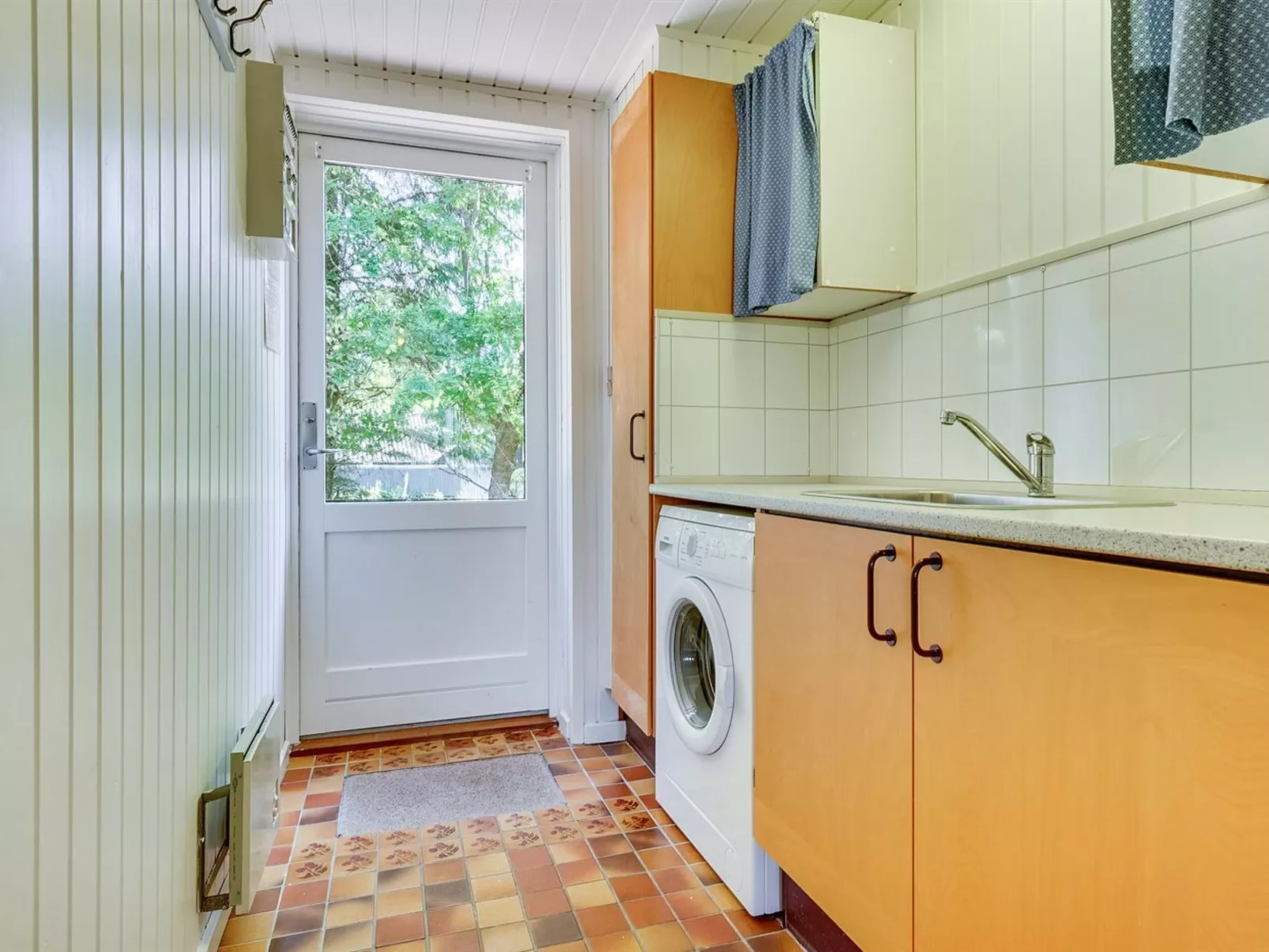 "Elinbjörn" - 1km from the sea-Dedans