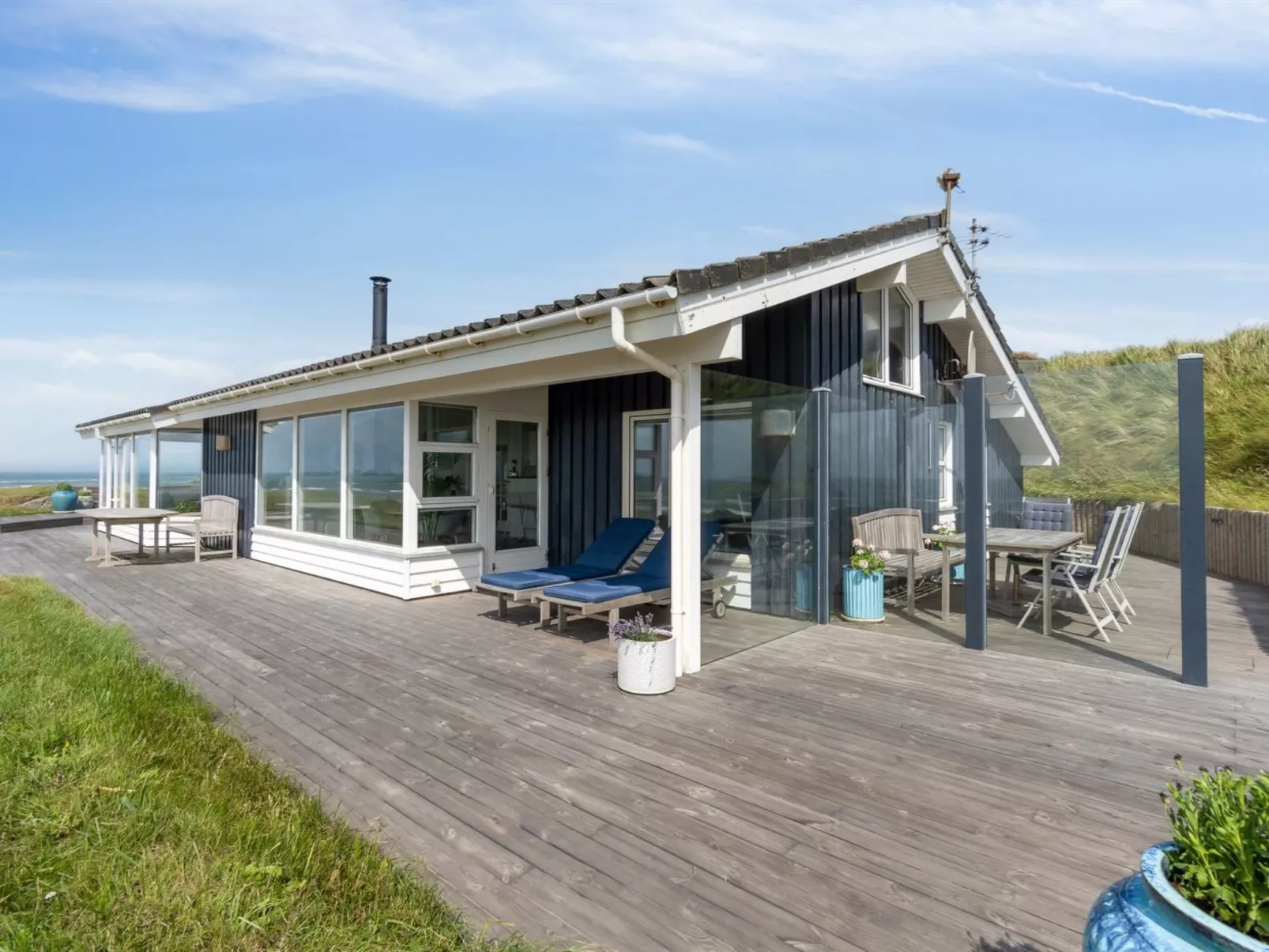 "Alyssa" - 300m from the sea-Draußen