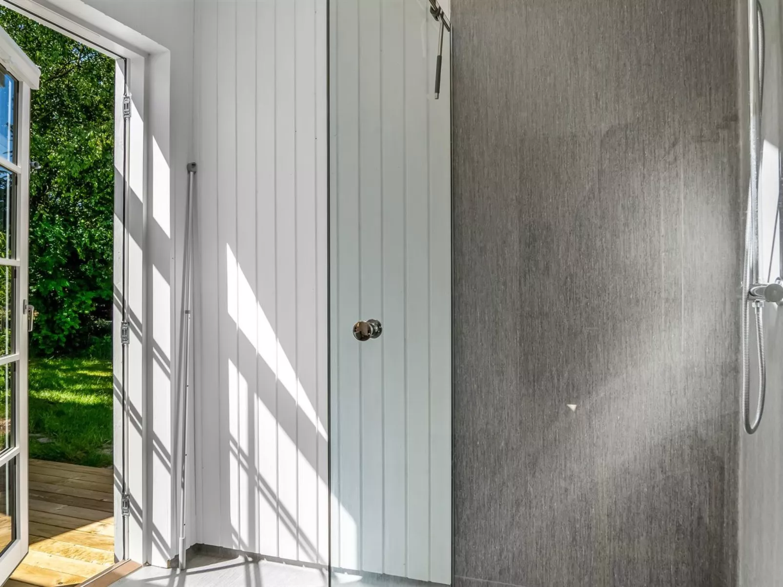 "Ansberga" - 1km from the sea-Inside