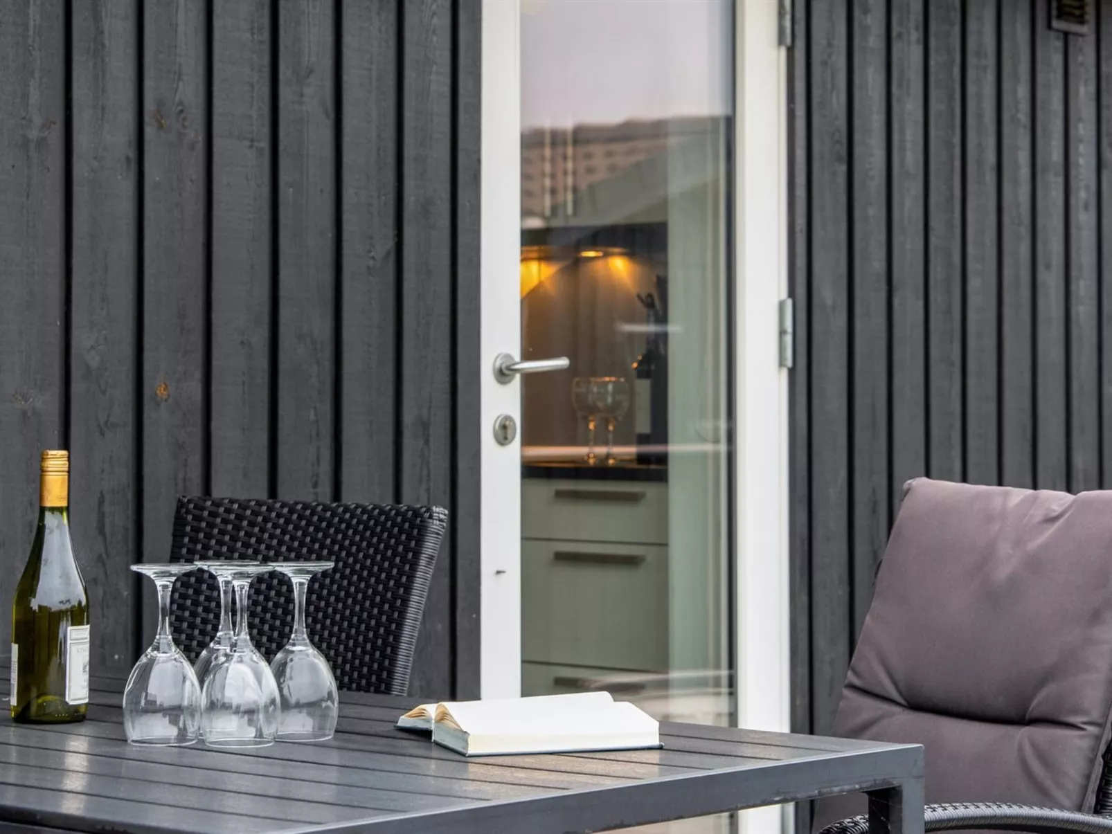 "Erza" - 500m from the sea-Draußen