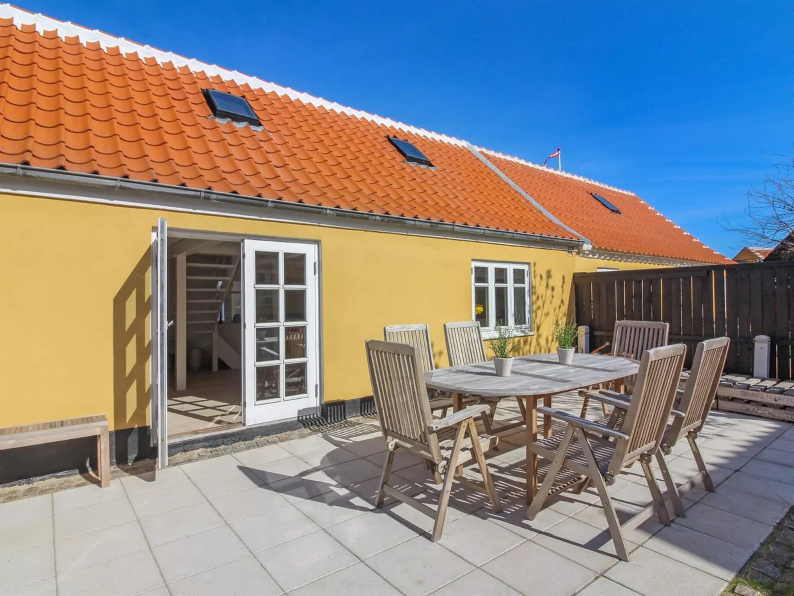 "Gunulf" - 150m from the sea-Draußen