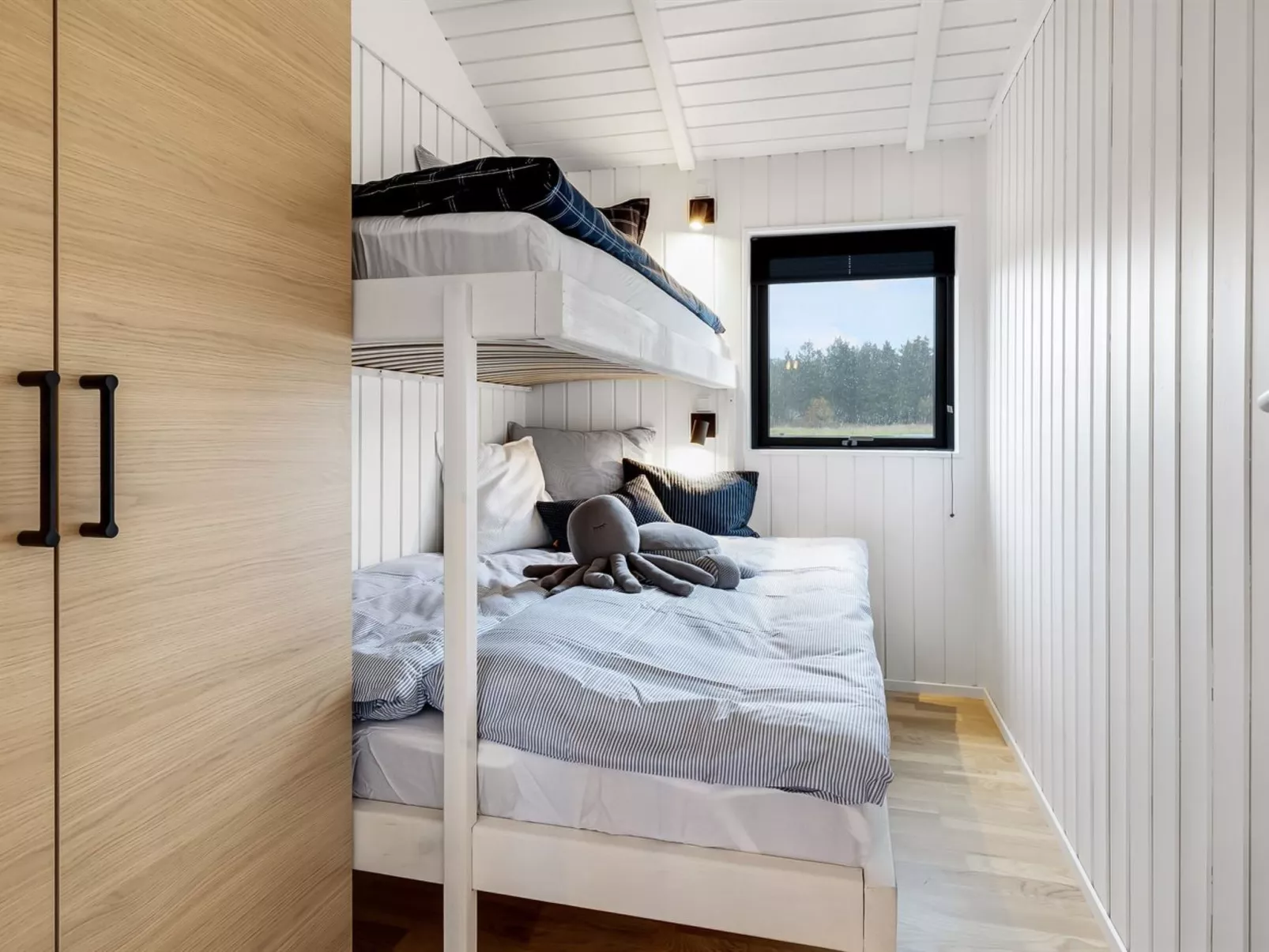 "Sasja" - 1.5km from the sea-Drinnen