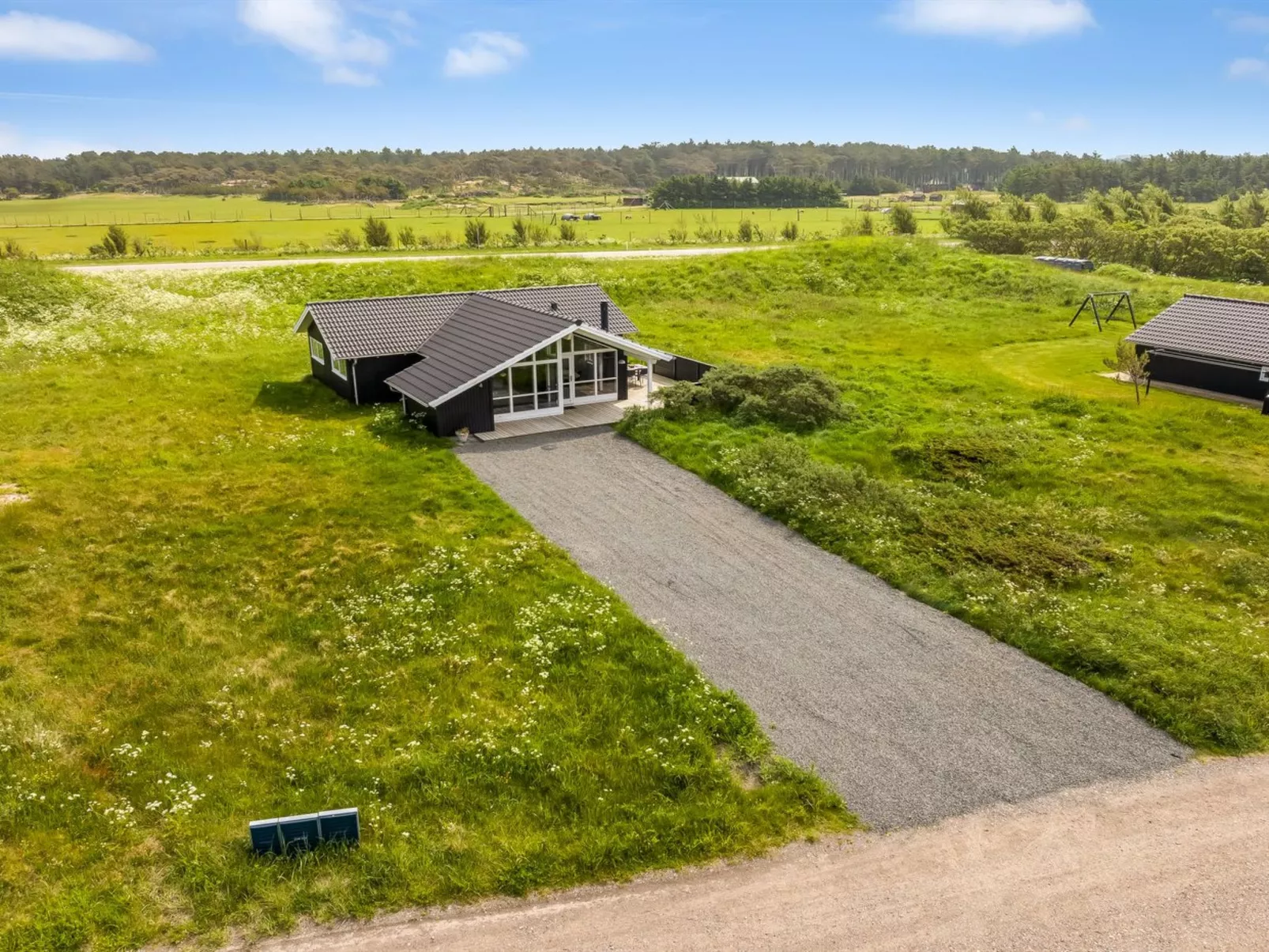 "Frejdis" - 1.1km from the sea-Outside