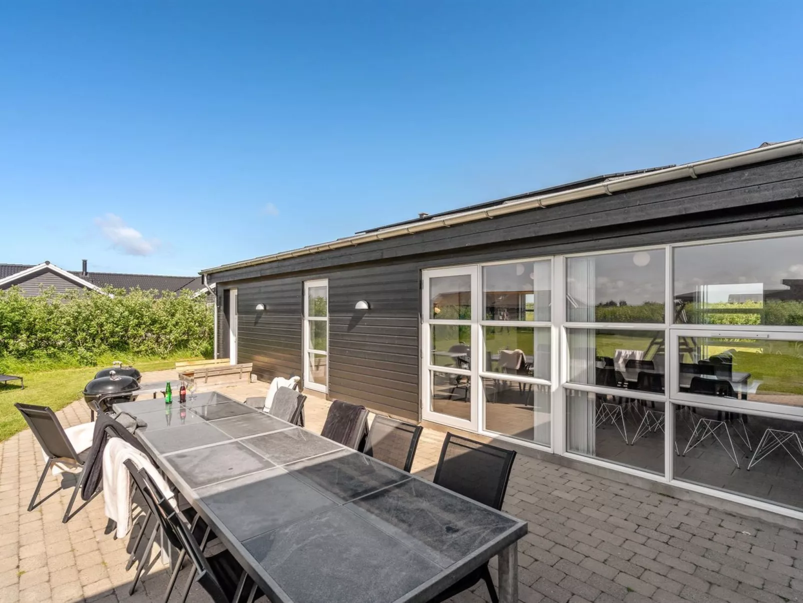 "Vitori" - 800m from the sea-Outside