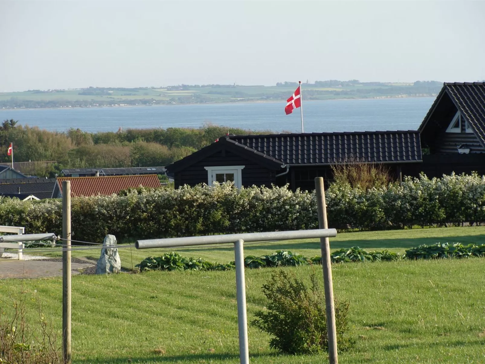 "Brynjolf" - 350m to the fjord-Outside