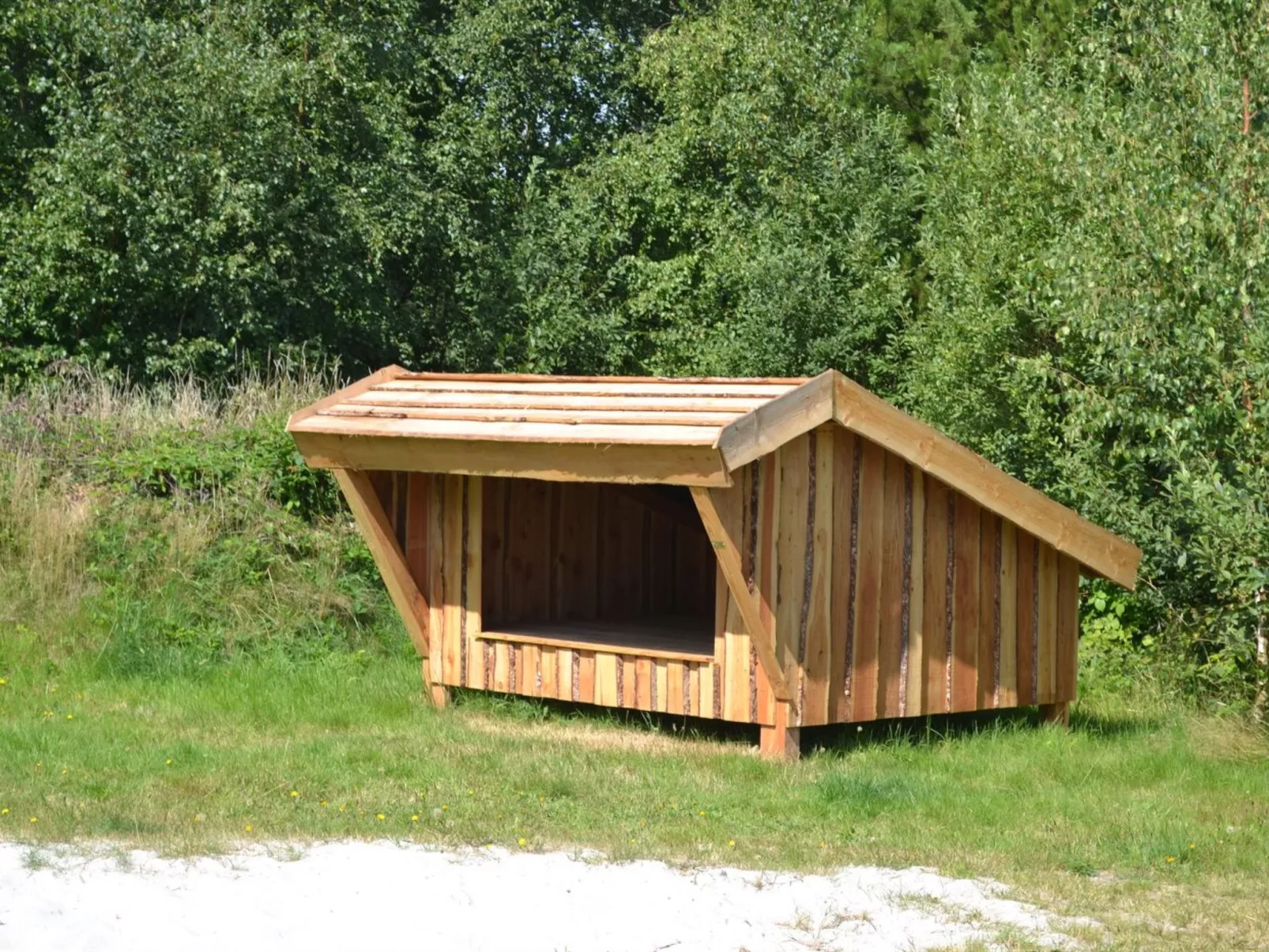 "Nael" - 1.6km from the sea-Draußen