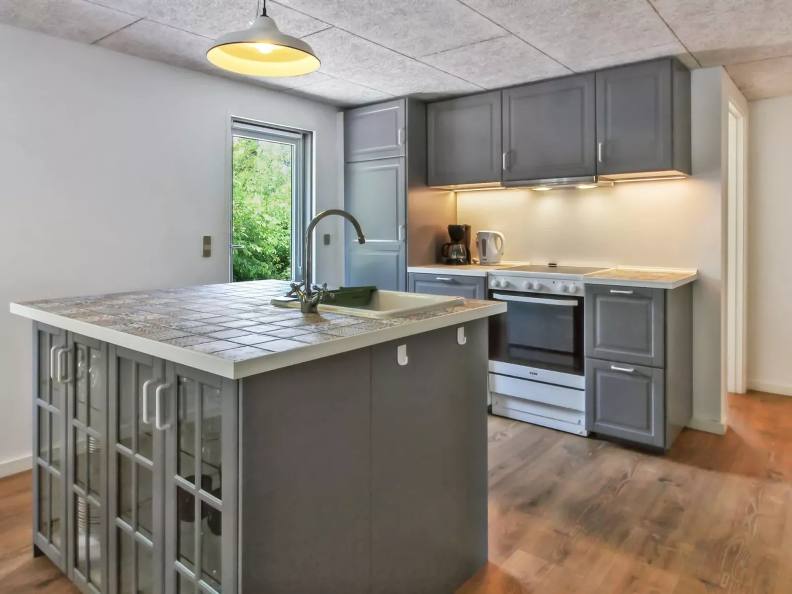 "Kabbi" - 2.6km from the sea-Inside