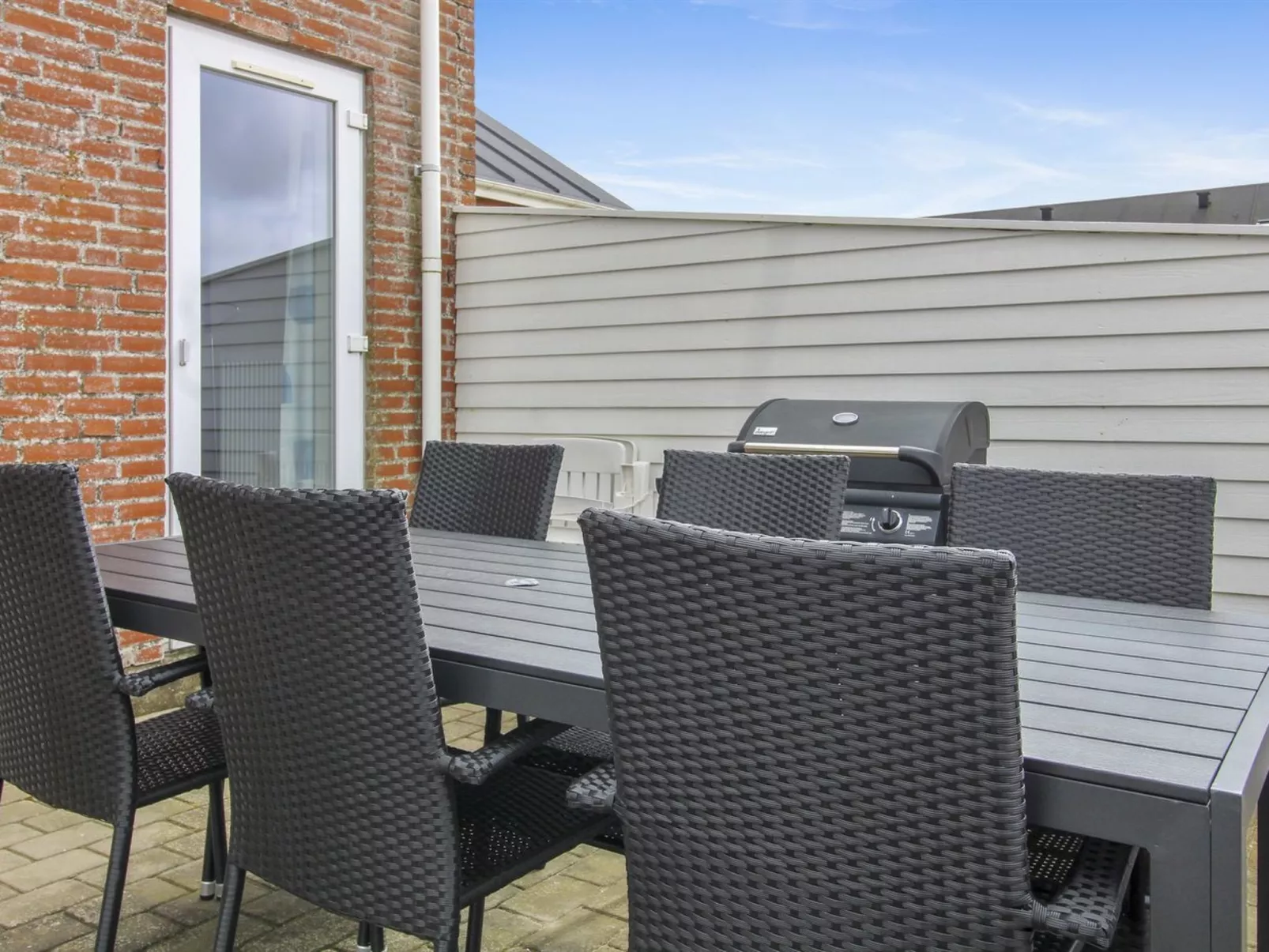 "Héléne" - 2.3km from the sea-Draußen