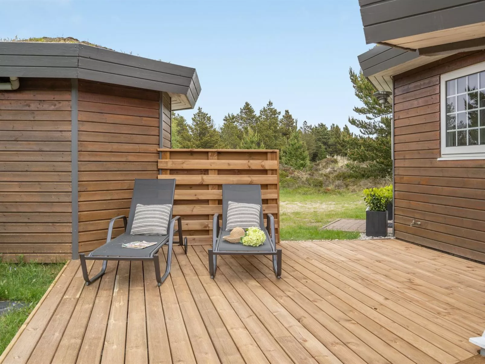 "Mariette" - 3.1km from the sea-Outside