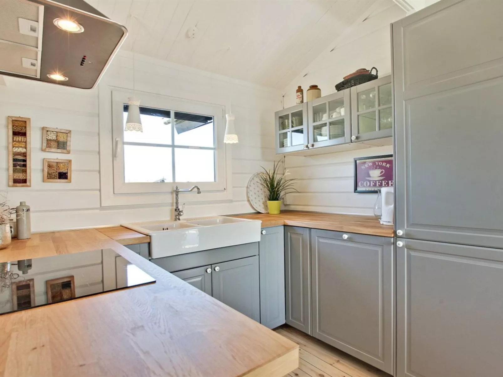 "Ljubinka" - 100m from the sea-Drinnen