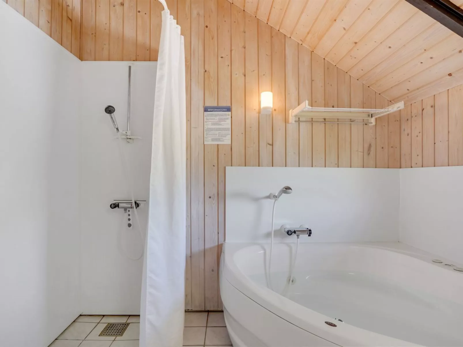 "Annelore" - 400m from the sea-Dedans