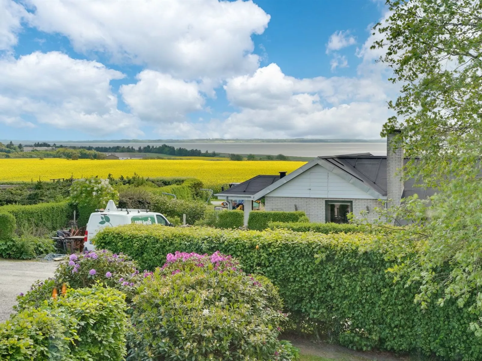 "Tamer" - 500m to the fjord-Draußen