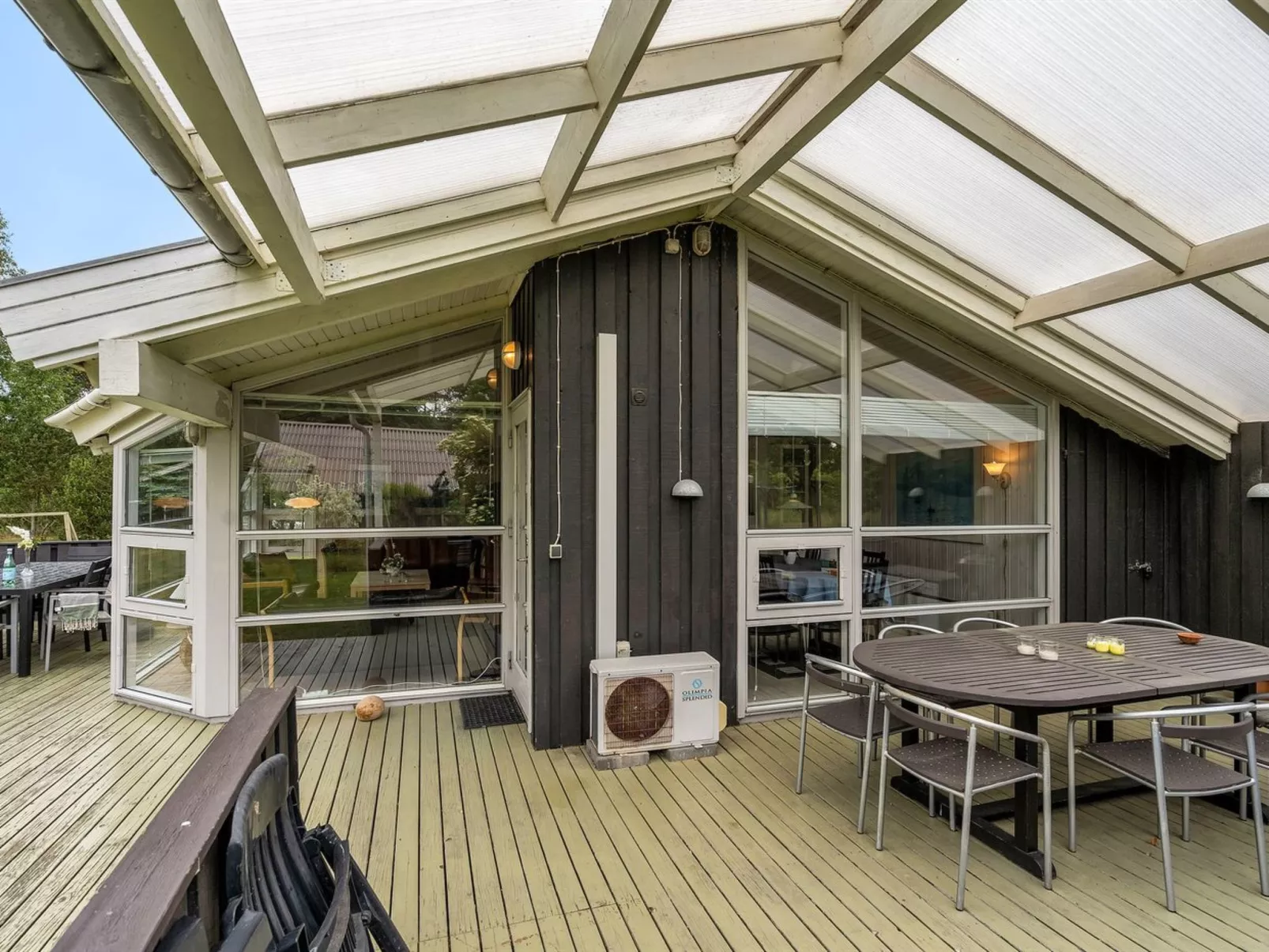 "Gjorgjija" -  from the sea-Dehors