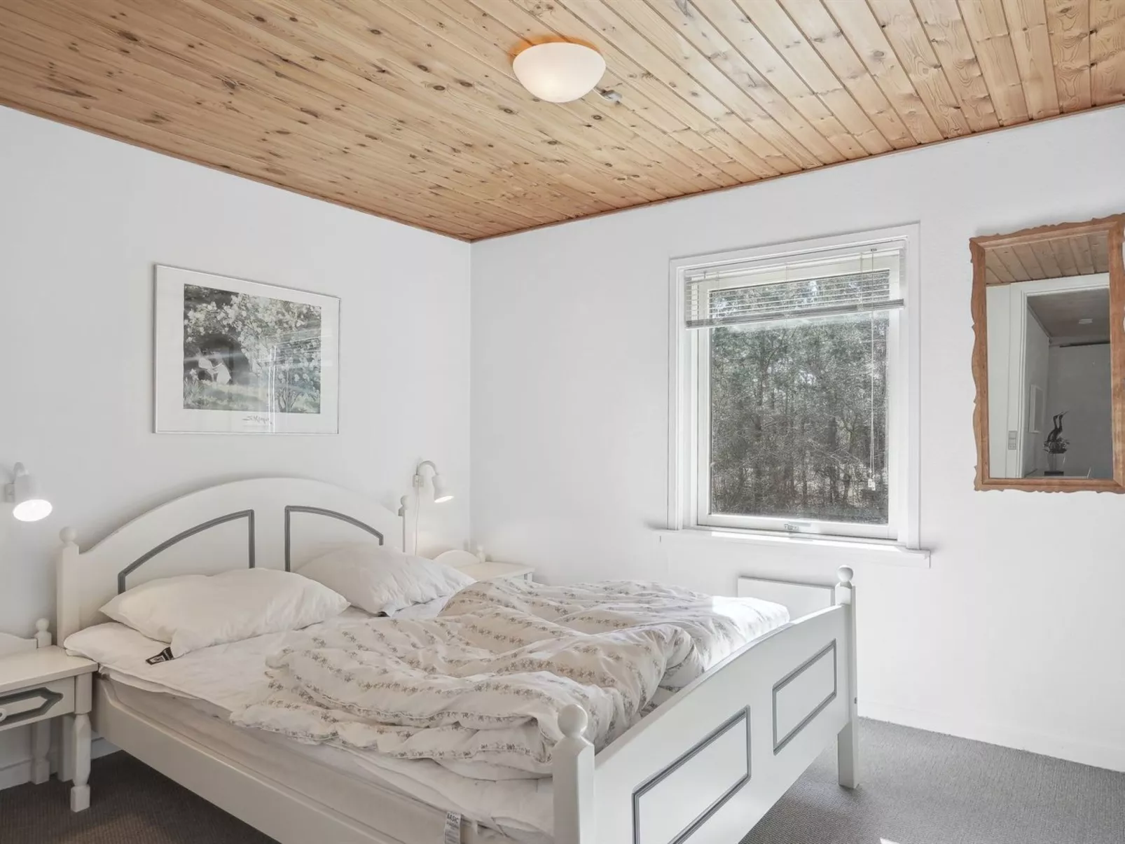 "Ketildor" - 100m from the sea-Inside