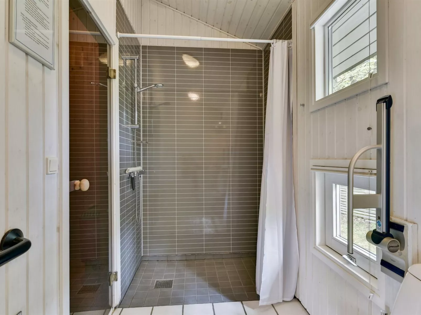 "Riaan" - 200m from the sea-Drinnen