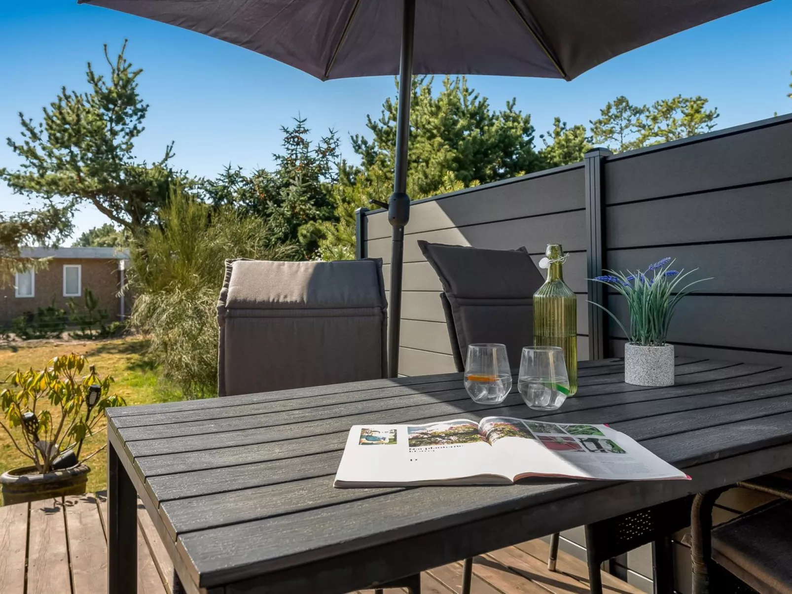 "Clemence" - 900m from the sea-Outside