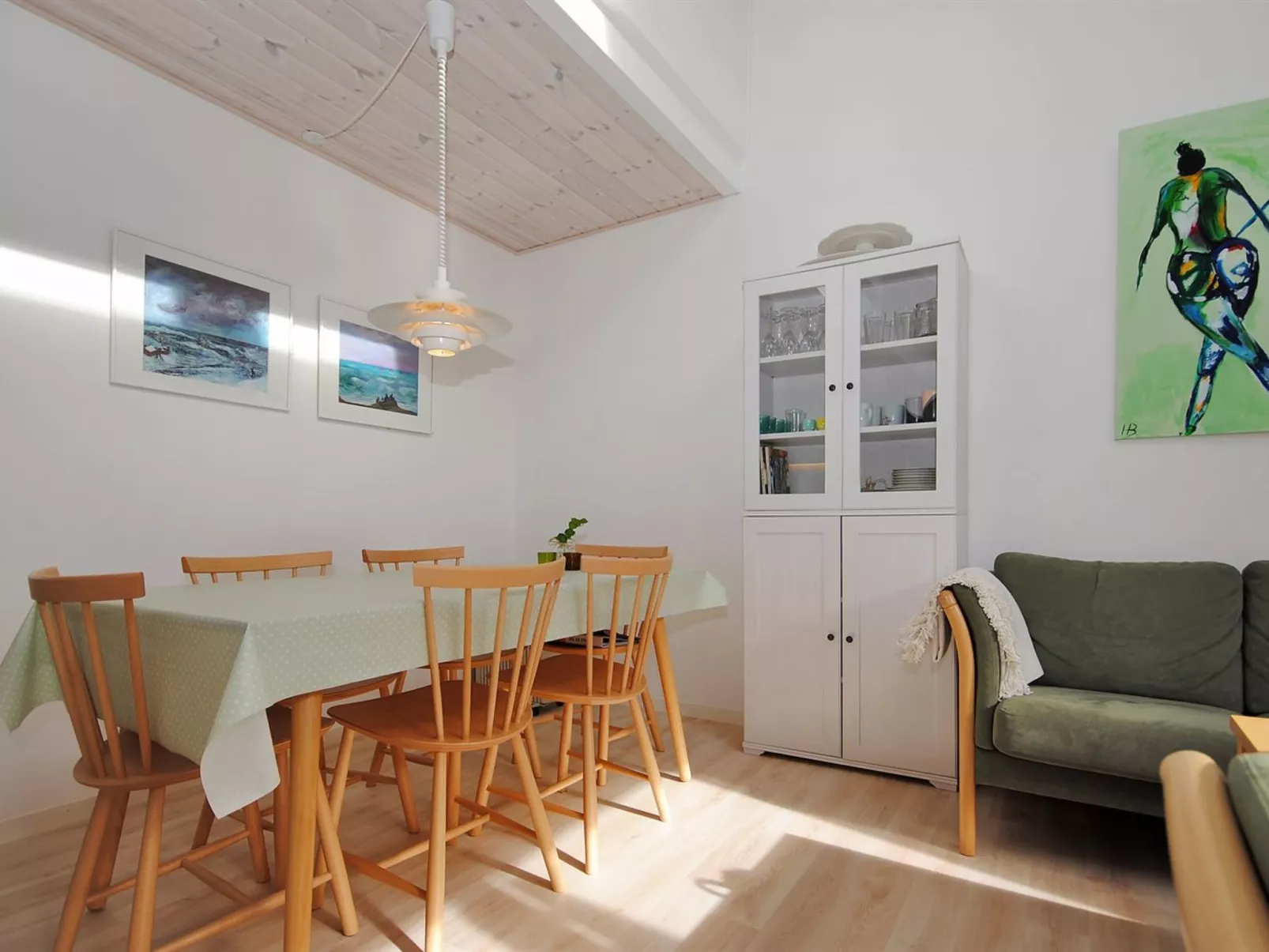 "Benta" - 150m to the fjord-Dedans