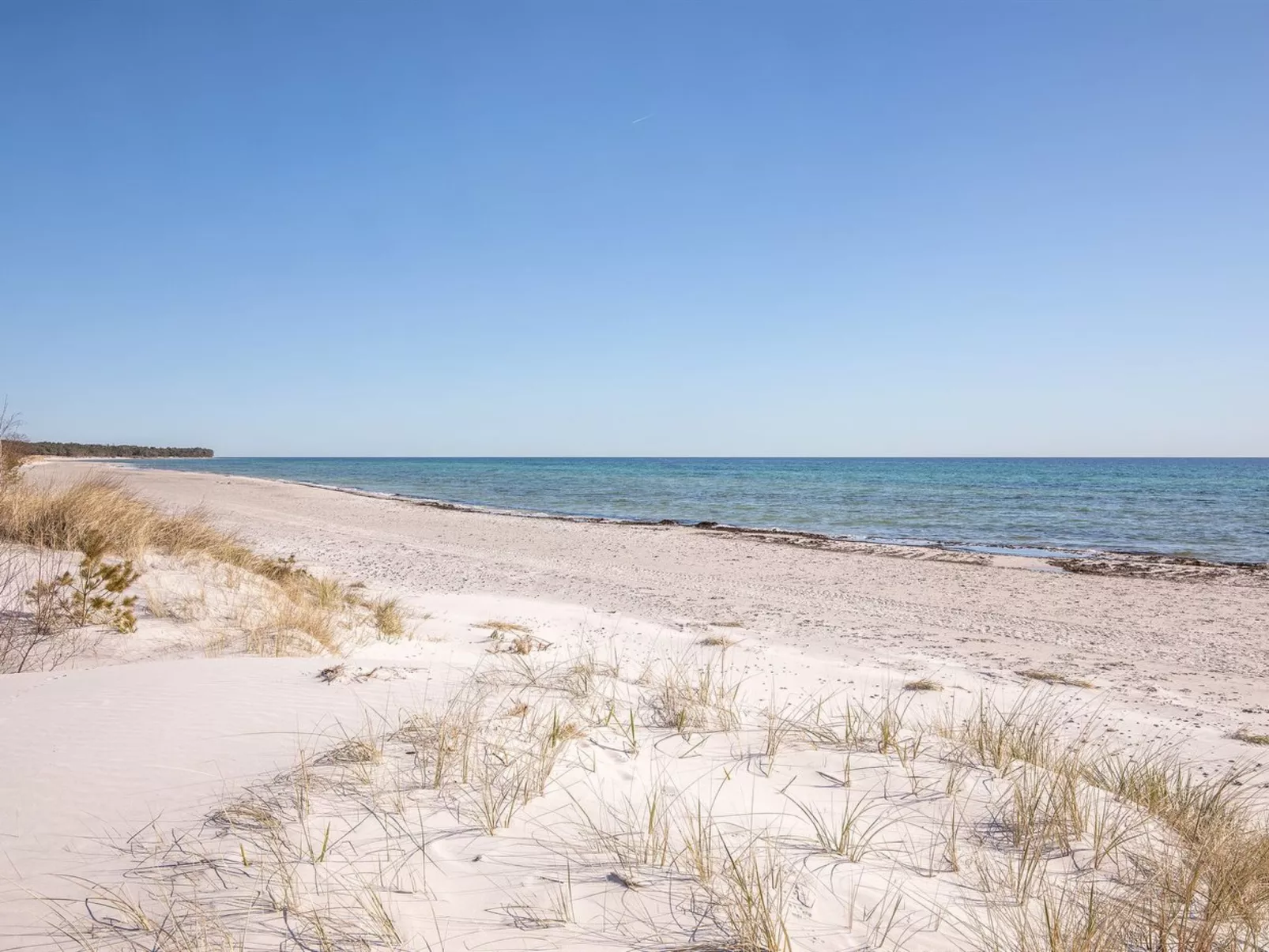 "Unto" - 25m from the sea-Draußen