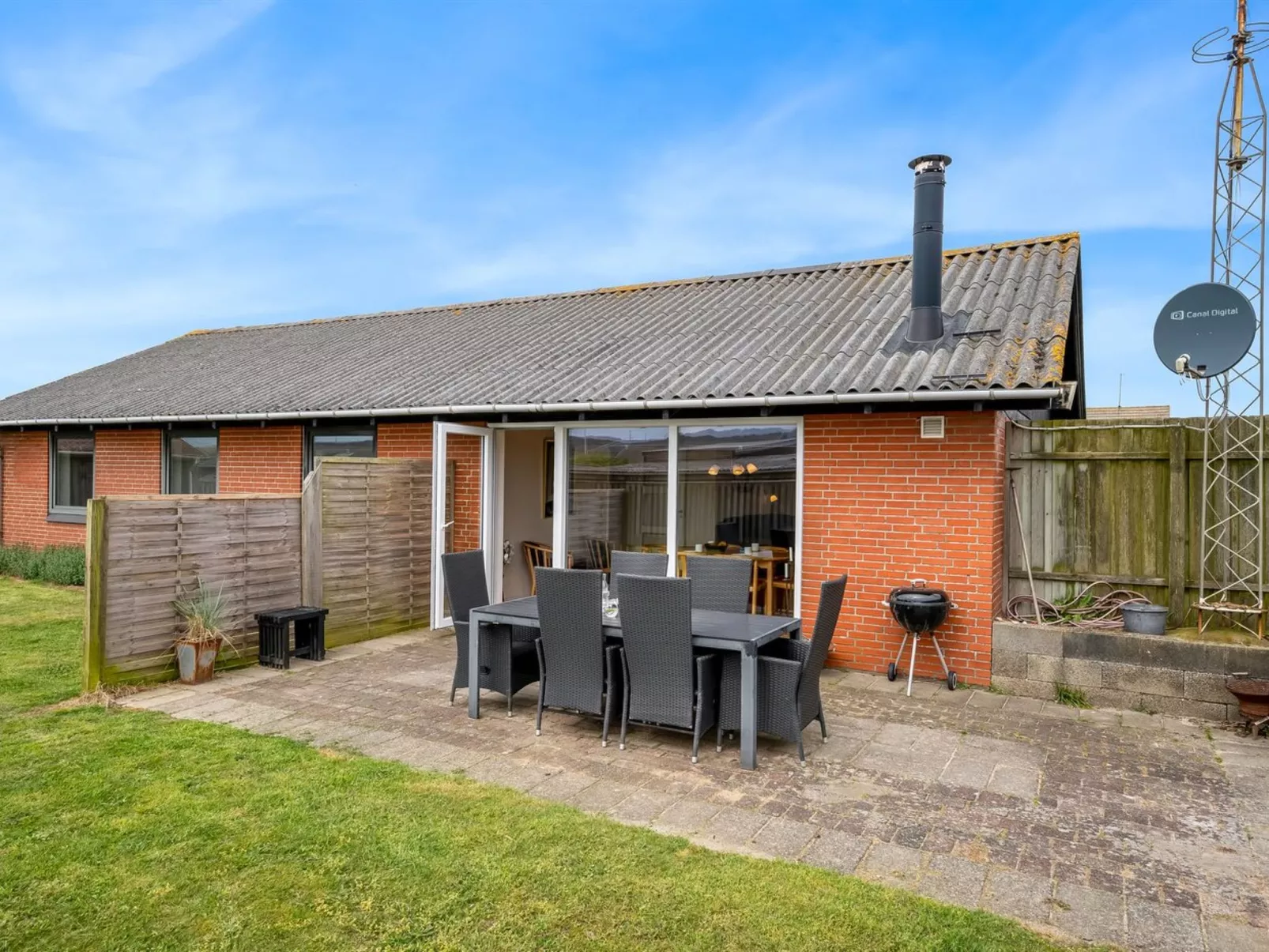 "Agne" - 400m from the sea-Draußen